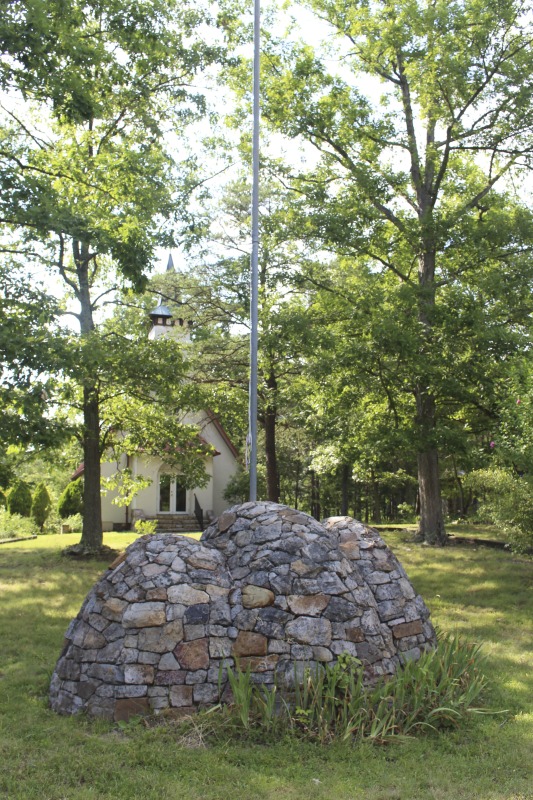 The Alba Regia Chapel and Memorial Park in Berkeley Springs is maintained by the Hungarian Freedom Fighters Federation. The chapel is the only non-denominational Hungarian church in the United States. As indicated on the Hungarian Freedom Fighters website, "It is dedicated to the many Hungarian and American heroes who fought for freedom throughout the histories of both great countries." For more visit: https://www.hungarianfreedomfighters.org/