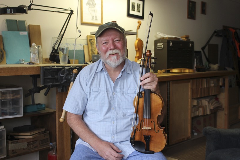 ["Dave Bing is a fiddler and fiddle maker from Melissa, West Virginia, outside of Huntington. He now lives in Harmony in Roane County, West Virginia with his wife. As a young man, he spent time learning from many elder fiddlers in West Virginia and Eastern Kentucky, including the Hammons Family of Pocahontas County. Dave Bing has been a member of numerous old-time bands such as The Bing Brothers with his brothers Tim Bing and Mike Bing, Gandydancer with Gerry Milnes, and The High Ridge Ramblers with Mark Payne and Andrew Dunlap."]%