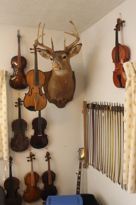 Ray Fought is a self-taught fiddler and fiddle maker living in Parkersburg, West Virginia.