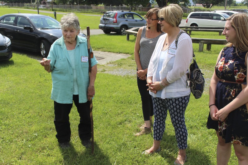 ["Herbarist [herbalist] Marion Harless of Kerens, West Virginia, is a co-founder of the Mountain State Organic Growers and Buyers Association and the West Virginia Herb Association, and has taught widely on medicinal herbs, edible landscaping, and native plants. Harless led a 2018 apprenticeship in green traditions with Kara Vaneck of Weston as part of the 2018 West Virginia Folklife Apprenticeship Program, supported in part by the National Endowment for the Arts. Read our feature on Harless apprenticeship with Vaneck here: https://wvfolklife.org/2018/12/20/2018-master-artist-apprentice-feature-marion-harless-kara-vaneck-green-traditions/Read Emily Hilliards article on Marion Harless here and in the Spring 2019 issue of Goldenseal Magazine: https://wvfolklife.org/2019/03/22/the-state-folklorists-notebook-people-need-to-know-about-plants-herbarist-marion-harless/"]%