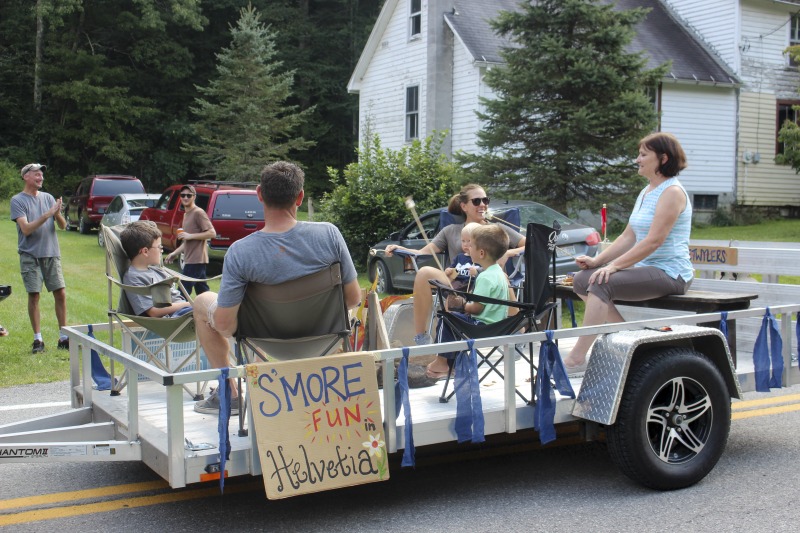 The Helvetia Community Fair, located in the Swiss community of Helvetia in Randolph County, is one of the oldest agricultural fairs in West Virginia. Activities include a parade in Swiss costume, alphorn music, Swiss folk dancing and singing, fahnenschwingen (flag twirling), a crafts, food, and canning exhibition, field events, an archery shoot, and more.Learn more in Emily Hilliard's Bitter Southerner piece on Helvetia's seasonal celebrations, including the Community Fair: https://bittersoutherner.com/my-year-in-helvetia-west-virginiaAnd in the Helvetia Foodways Oral History Project conducted by the West Virginia Folklife Program in partnership with the Southern Foodways Alliance: https://www.southernfoodways.org/oral-history/helvetia-west-virginia/