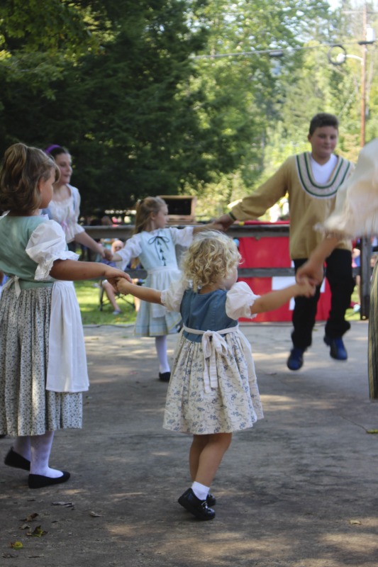 The Helvetia Community Fair, located in the Swiss community of Helvetia in Randolph County, is one of the oldest agricultural fairs in West Virginia. Activities include a parade in Swiss costume, alphorn music, Swiss folk dancing and singing, fahnenschwingen (flag twirling), a crafts, food, and canning exhibition, field events, an archery shoot, and more.Learn more in Emily Hilliard's Bitter Southerner piece on Helvetia's seasonal celebrations, including the Community Fair: https://bittersoutherner.com/my-year-in-helvetia-west-virginiaAnd in the Helvetia Foodways Oral History Project conducted by the West Virginia Folklife Program in partnership with the Southern Foodways Alliance: https://www.southernfoodways.org/oral-history/helvetia-west-virginia/