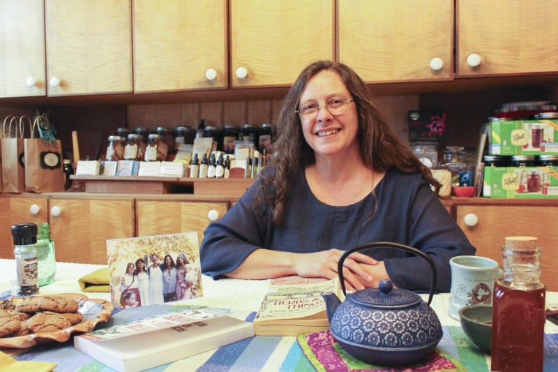 ["Leenie Hobbie (b. December 28, 1960, Alexandria, VA) is an herbalist in Kirby (Rio post office box) in Hampshire County, West Virginia. Hobbie has been a family herbalist for over 30 years, originally learning the tradition from her grandmother, who used both garden-grown and wild harvested plants at her home in the mountains of Southwestern Virginia. She has studied with acclaimed herbalists across the country and has taught the tradition within her community in Hampshire County. Hobbie is a 2020-2021 participant in the West Virginia Folklife Apprenticeship Program, teaching traditional Appalachian herbalism to apprentice Jon Falcone.See the West Virginia Folklife Program's profile of Leenie Hobbie and Jon Falcone: https://wvfolklife.org/2020/10/26/2020-folklife-apprenticeship-feature-leenie-hobbie-jon-falcone-traditional-appalachian-herbalism/"]%