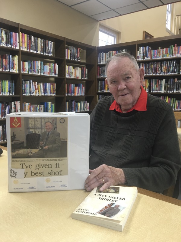 ["Shirley Love (May 15, 1933-July 17, 2020) was a native and resident of Oak Hill, West Virginia. He was a radio and television announcer at WOAY, known for his role as the announcer and host of the popular independent professional wrestling program, Saturday Nite Wrestlin (aka Saturday Night Wrestling). He served in the West Virginia Senate, representing the 11th district from 1994-2008. He served in the West Virginia House of Delegates for one term starting in 2016.This interview is part of a series of interviews with independent professional wrestlers and individuals related to the wrestling scene in West Virginia."]%