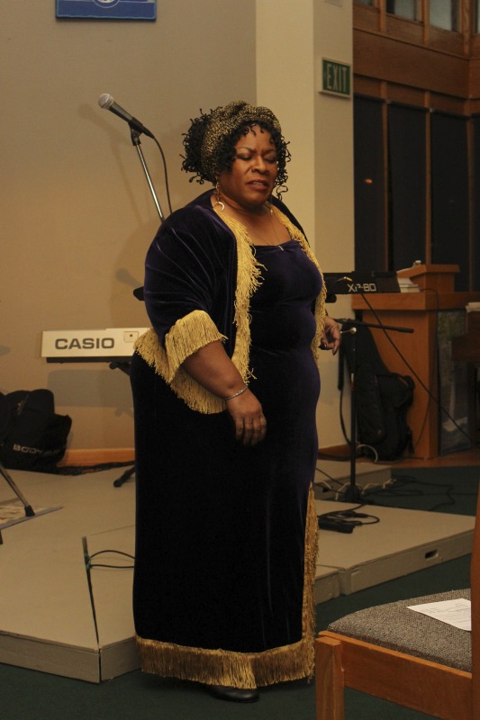 ["On March 8, 2018 the Unitarian Universalist Church of Charleston, West Virginia held their annual River Music Concert Fundraiser with West Virginia artists Lady D (Doris Fields), Kai Haynes, Crystal Good, Jasmine Gray, and Marshall Petty and The Groove. Tickets were $20 and proceeds benefited the UU Church."]%