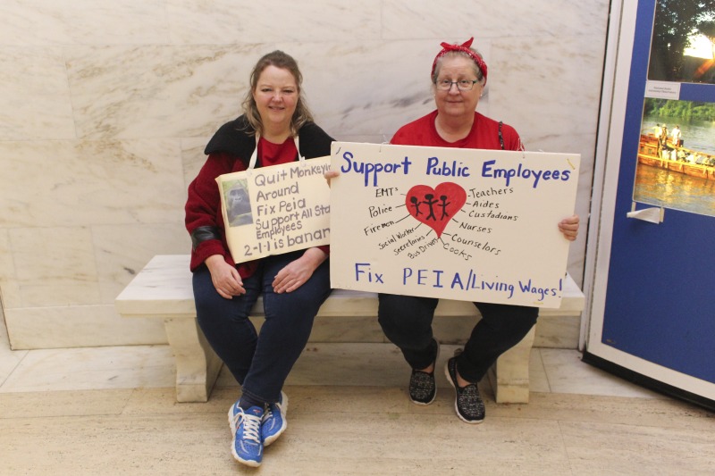 ["On February 22, 2018, thousands of West Virginia public school teachers and school service employees walked out of their classrooms in what would become a nine-day statewide strike. Teachers demands included a 5% raise and affordable healthcare coverage through the West Virginia Public Employees Insurance Agency or PEIA. These photos are part of a series of photos, videos, and interviews documenting the labor lore and expressive culture of the 2018 and 2019 West Virginia Teachers Strike.For more information on the 2018 and 2019 West Virginia Teachers Strike visit e-WV: https://www.wvencyclopedia.org/articles/2454"]%