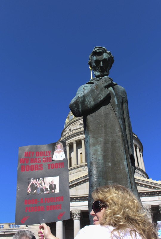 ["On February 22, 2018, thousands of West Virginia public school teachers and school service employees walked out of their classrooms in what would become a nine-day statewide strike. Teachers demands included a 5% raise and affordable healthcare coverage through the West Virginia Public Employees Insurance Agency or PEIA. These photos are part of a series of photos, videos, and interviews documenting the labor lore and expressive culture of the 2018 and 2019 West Virginia Teachers Strike.For more information on the 2018 and 2019 West Virginia Teachers Strike visit e-WV: https://www.wvencyclopedia.org/articles/2454"]%