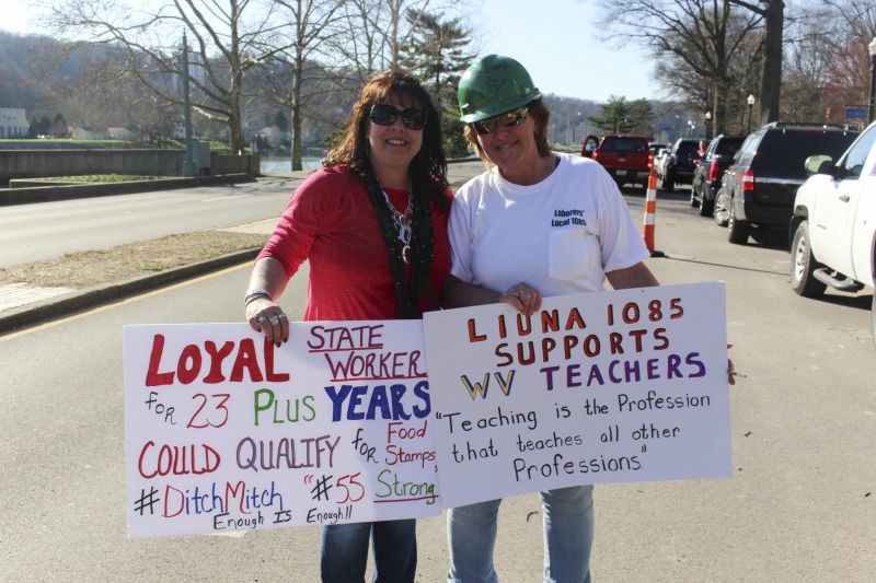 ["On February 22, 2018, thousands of West Virginia public school teachers and school service employees walked out of their classrooms in what would become a nine-day statewide strike. Teachers demands included a 5% raise and affordable healthcare coverage through the West Virginia Public Employees Insurance Agency or PEIA. These photos are part of a series of photos, videos, and interviews documenting the labor lore and expressive culture of the 2018 and 2019 West Virginia Teachers Strike.For more information on the 2018 and 2019 West Virginia Teachers Strike visit e-WV: https://www.wvencyclopedia.org/articles/2454"]%