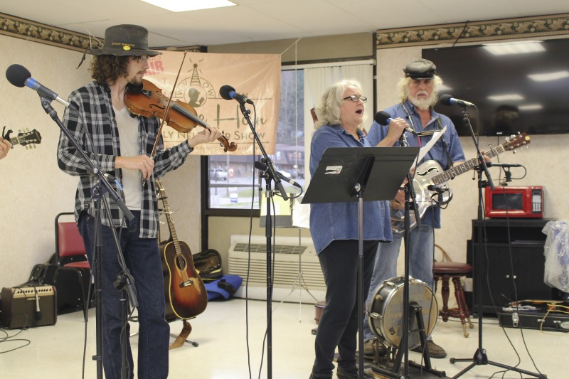 The Wallace Horn Friendly Neighbors Show is a live radio program, recorded in Logan County, and airing for over 50 years on WVOW, The Voice of the Coalfields. Wallace Horn founded the show and passed the creative directorship on to Elaine Purkey. This taping of the Friendly Neighbors Show, on November 18, 2017, was recorded at the Chapmanville Towers in Chapmanville, WV. Other taping locations include the Hot Cup coffee shop in Logan. Shows are taped twice a month.